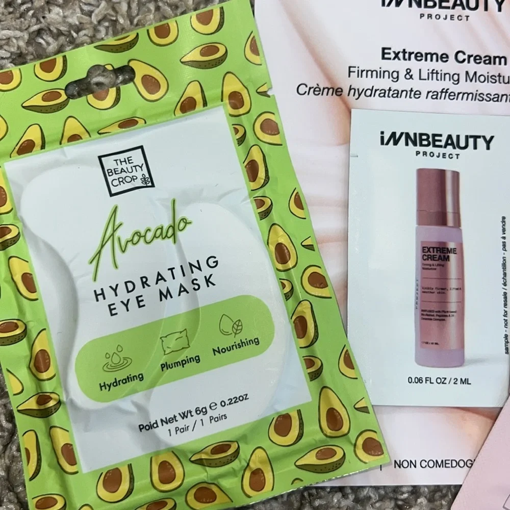 Assorted Sephora Goodies - Picture 7 of 8